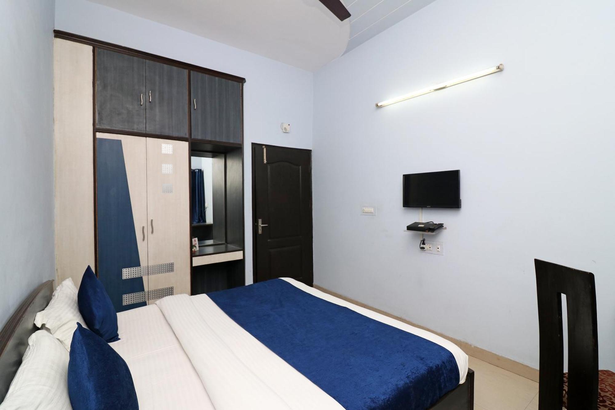 Hotel O Alpine Residency Faridabad Bagian luar foto