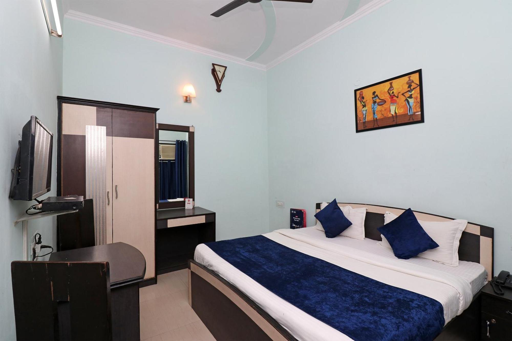 Hotel O Alpine Residency Faridabad Bagian luar foto